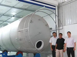 التبطين بـPTFE  مع دعامة من الألياف الزجاجية لخزان الأمونيا بسعة 20 متر مكعب (لتصنيع أشباه الموصلات)