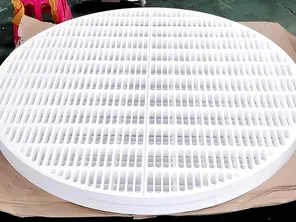 أجزاء داخلية مبطن بـ  PTFE