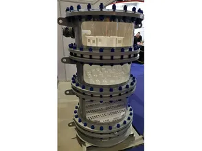 موزع سوائل مطلي بـ PTFE